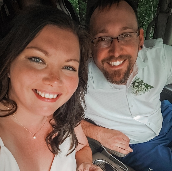 Meet your Posher, Christina - Picture 4 of 4